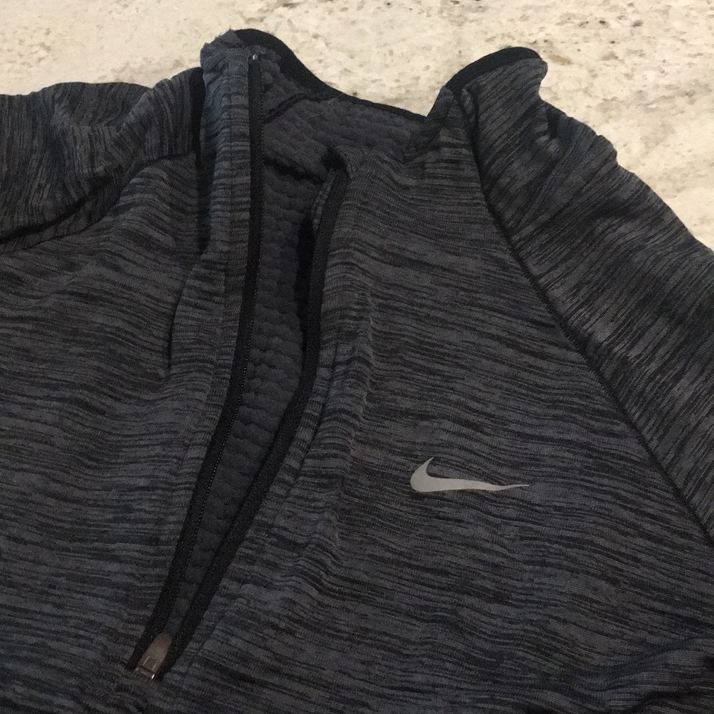 Nike Half-Zip - Picture 1 of 3